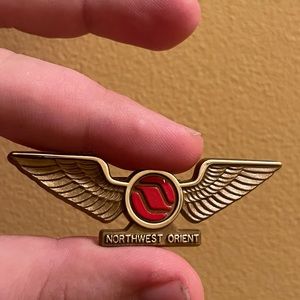 Vintage Northwest Orient Plastic Pilot Wings Jr Pilot
